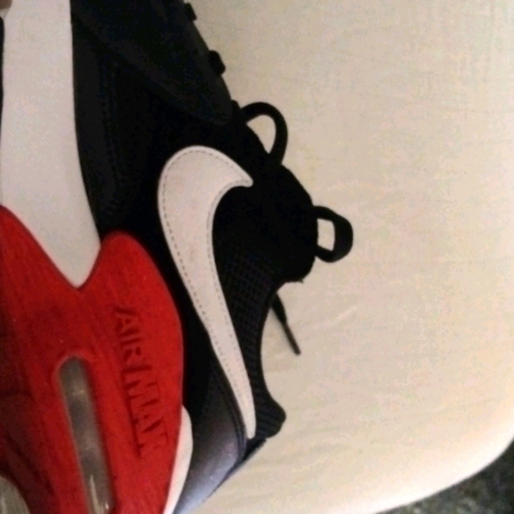 Nike air max size 9 1/2  men's